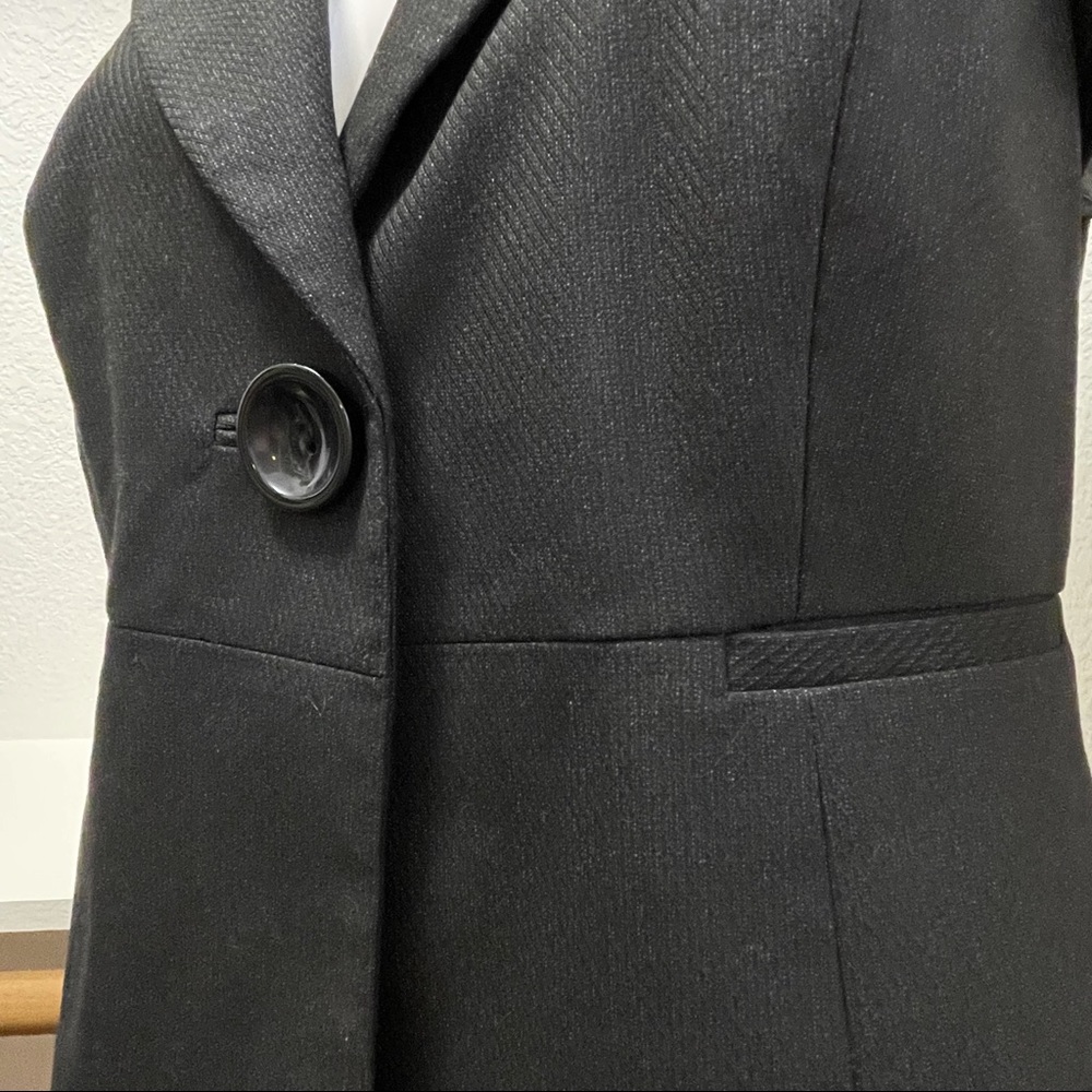 Classiques Entier Black Cap One Button Blazer Sz M - image 3